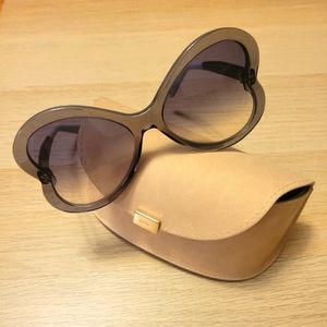 Super cute Chloe sunglasses